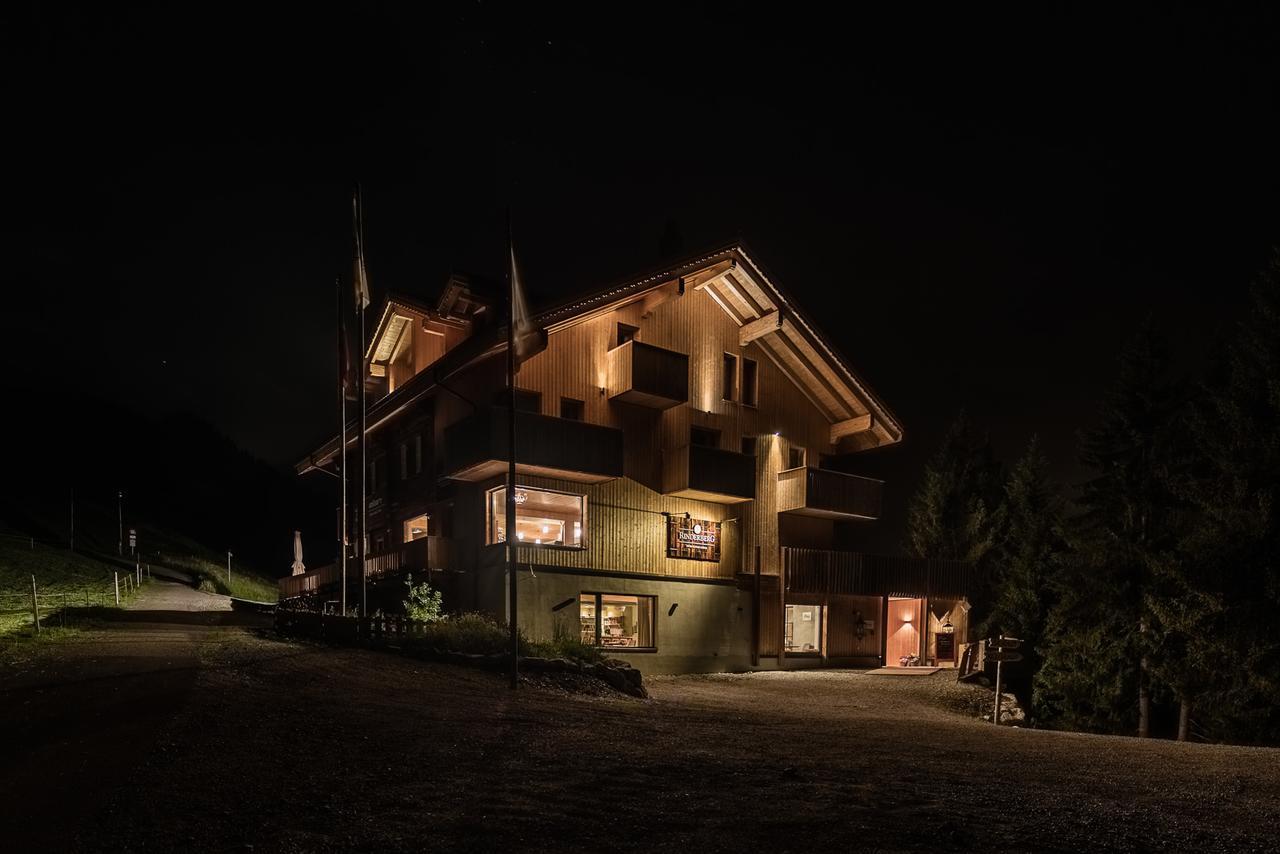Rinderberg Swiss Alpine Lodge Zweisimmen Ngoại thất bức ảnh