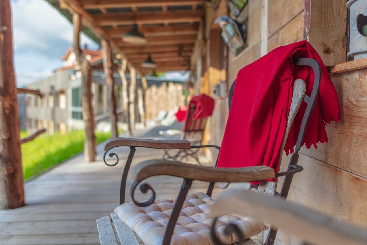 Rinderberg Swiss Alpine Lodge Zweisimmen Ngoại thất bức ảnh